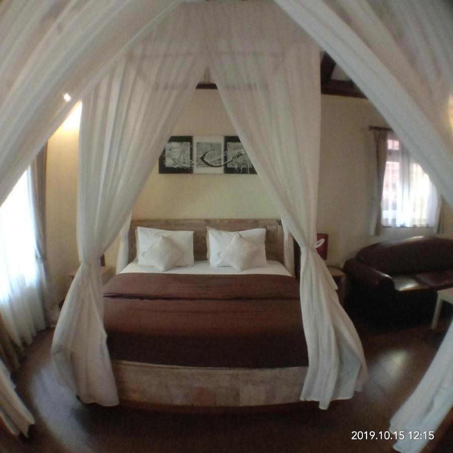 Joglo Villa Bali Penatih Εξωτερικό φωτογραφία